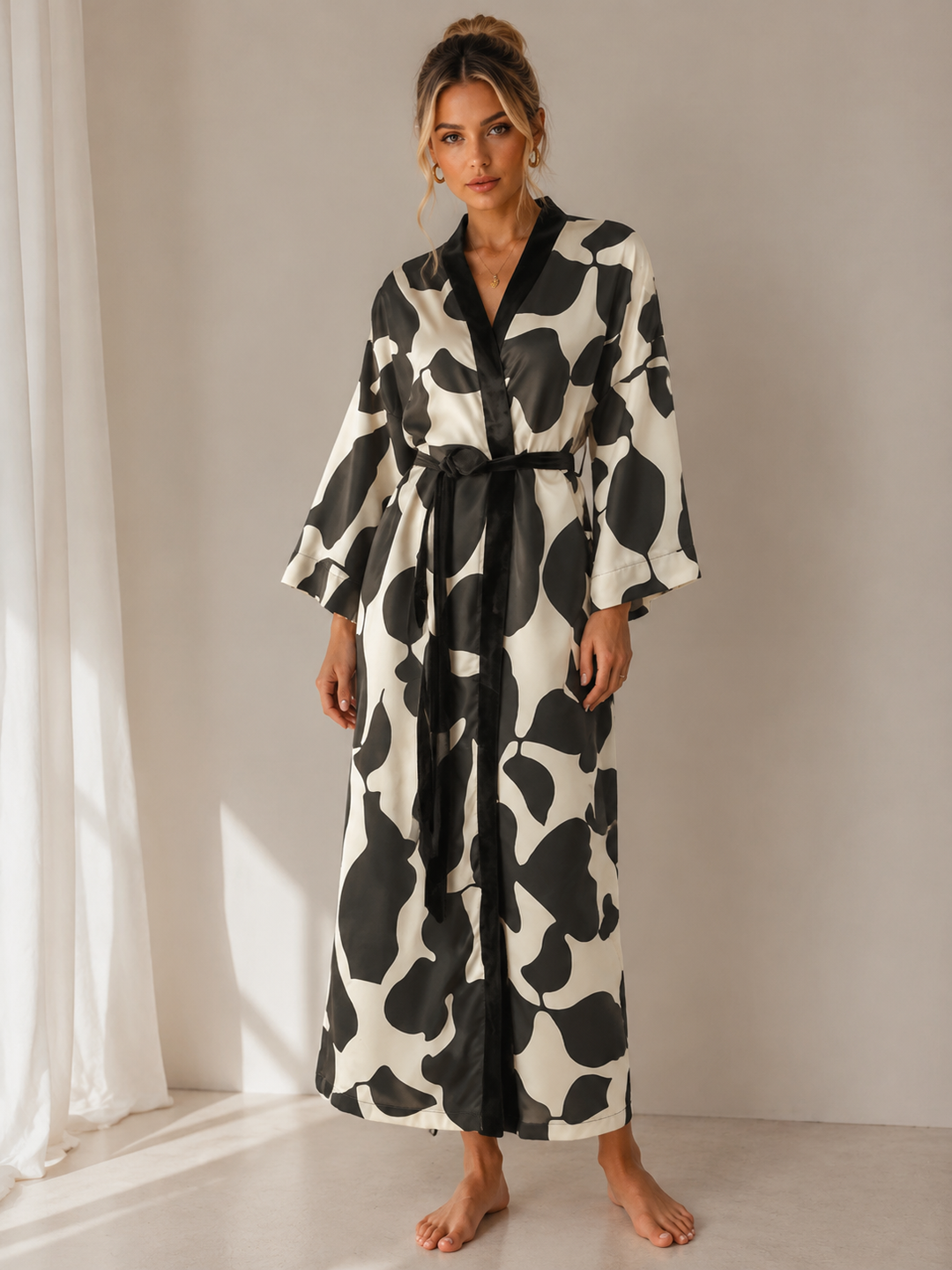 Casual And Comfortable Women's Loose Printed Long-sleeved Cardigan Lace-up Nightgown