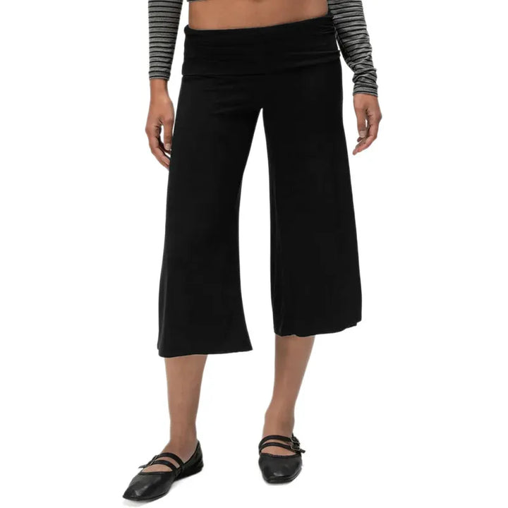 High Waisted Relaxed Fit Striped Wide Leg Capri Pantscasual And Stylish